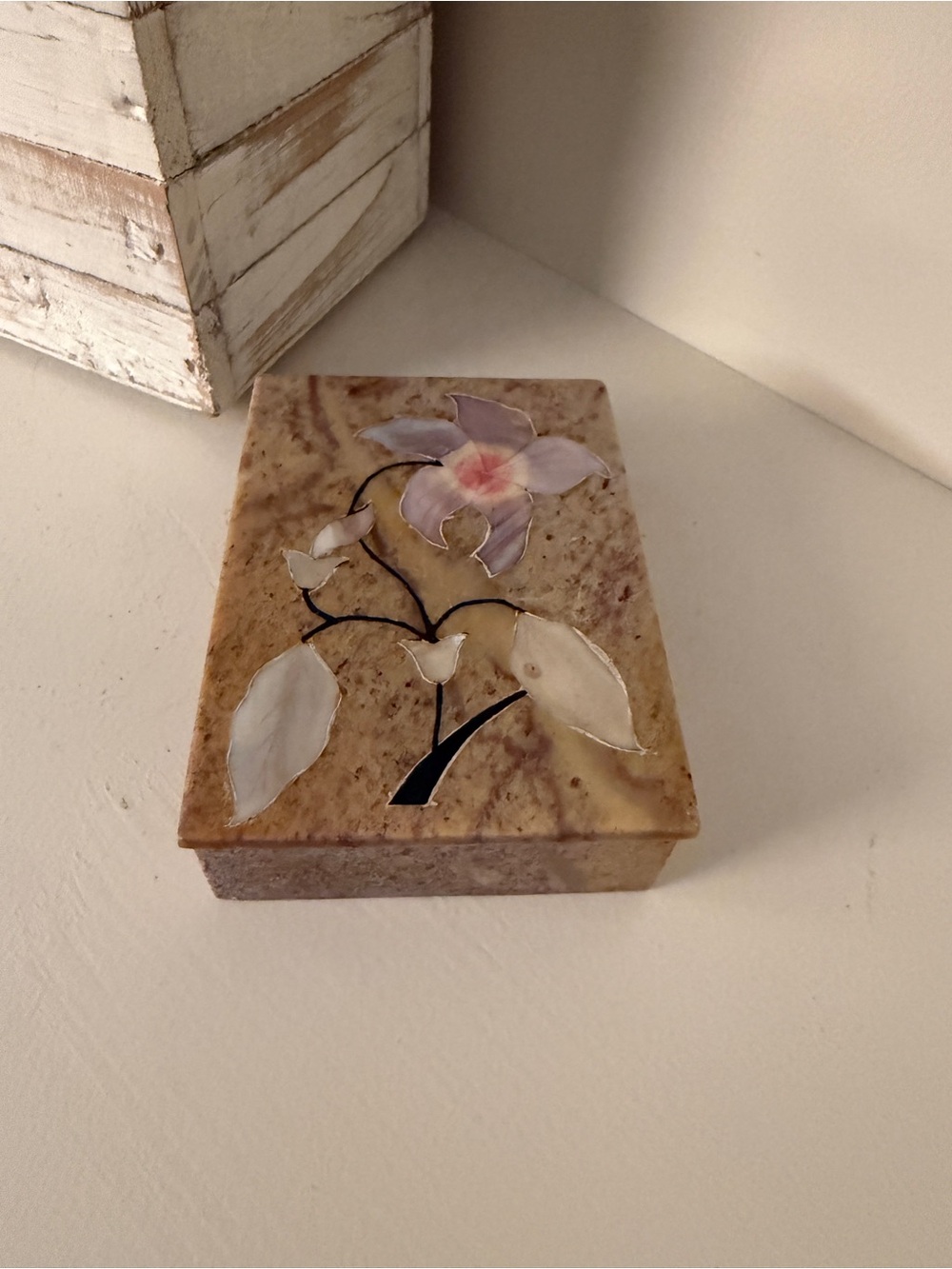 Vintage Soapstone Trinket Box Mother of Pearl Floral Inlay with Lid